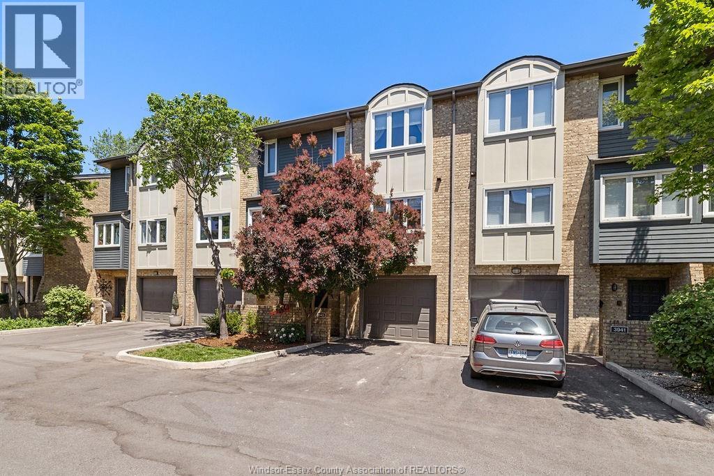 3943 RIVERSIDE DRIVE East UnitNo. 17, Windsor