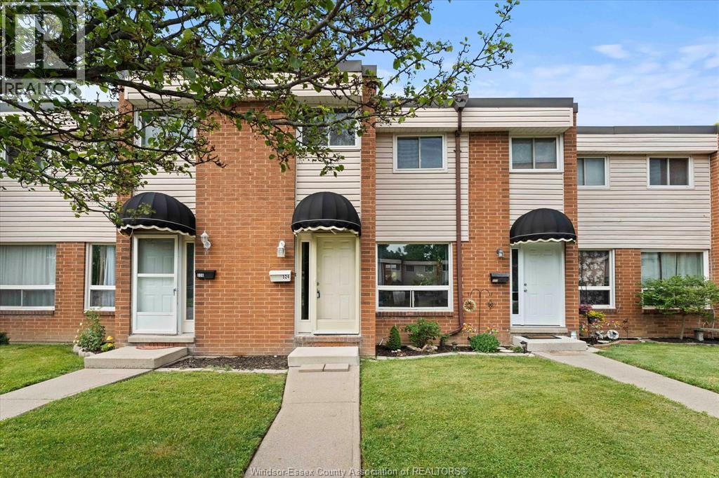 324 FRYER STREET, Amherstburg