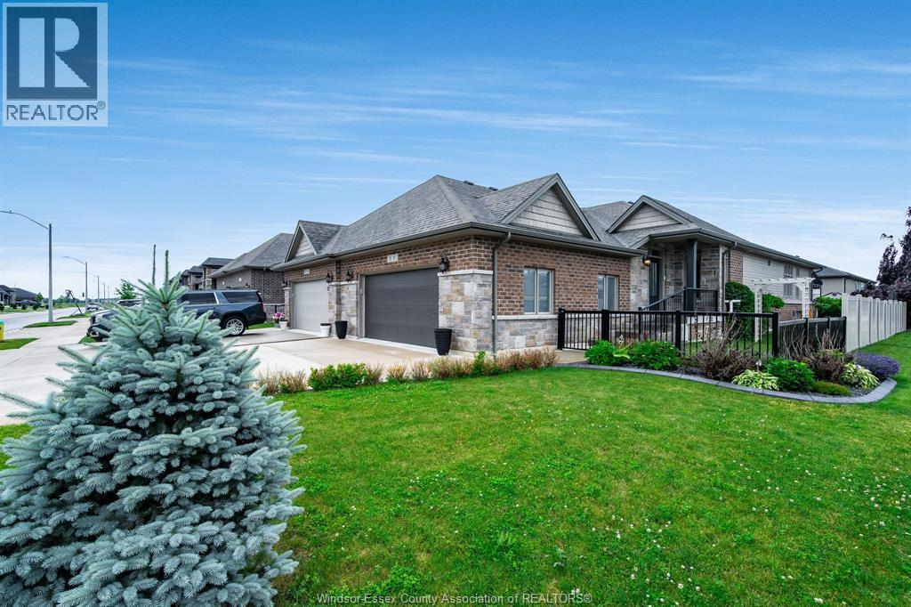 1 Woodland STREET, Kingsville