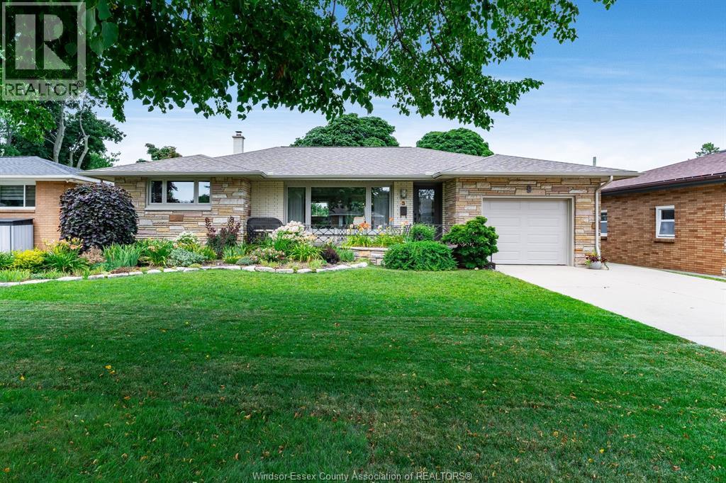 9 MARGARET, Leamington