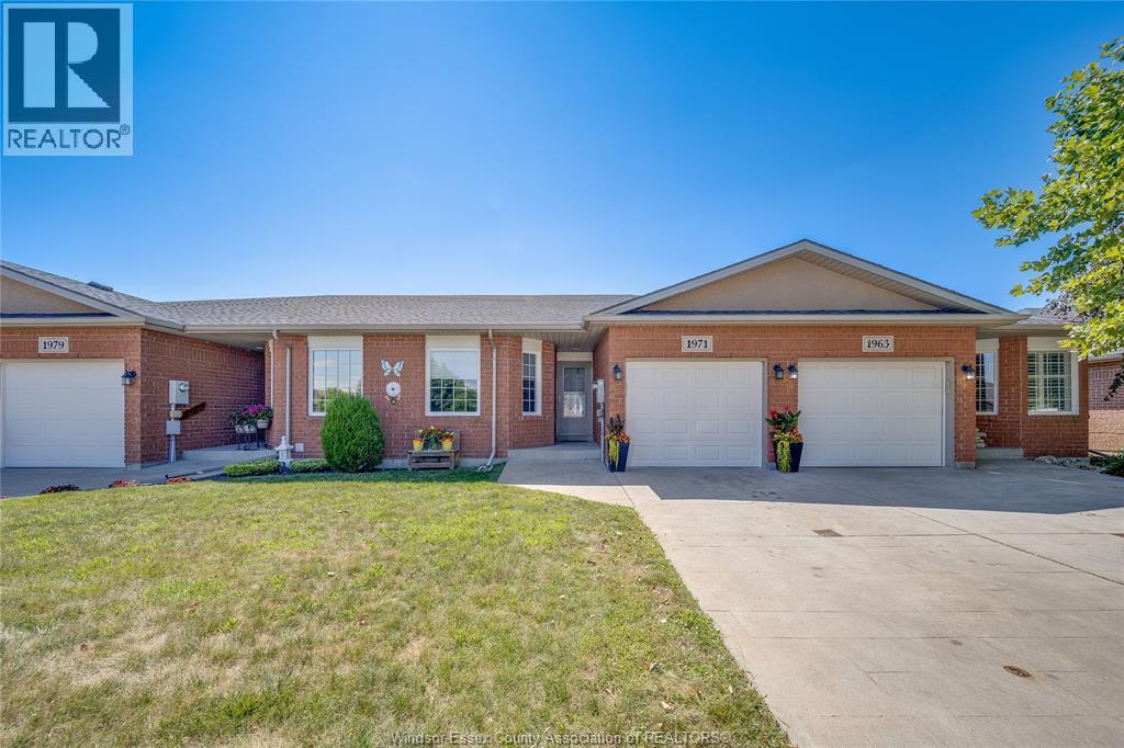 1971 LUXURY AVENUE, Windsor