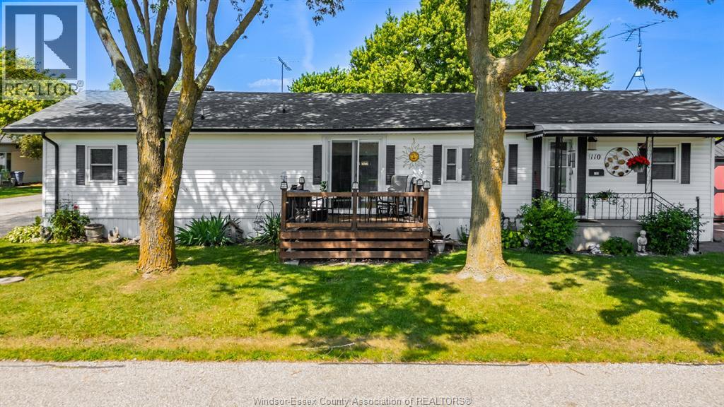 110 BROOKS BOULEVARD, Lakeshore