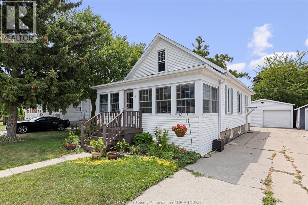 99 MILL STREET East, Kingsville