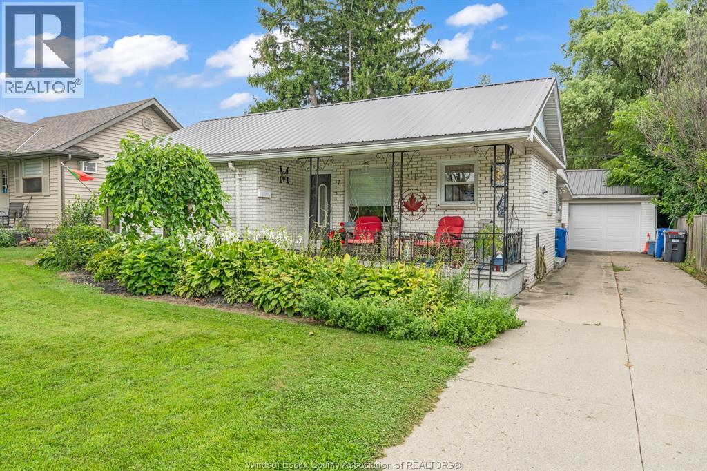 7 CHURCHILL AVENUE, Leamington