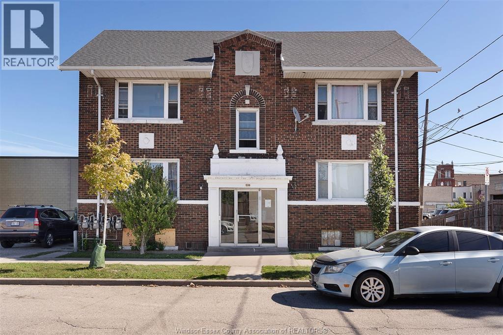 538 Louis AVENUE, Windsor