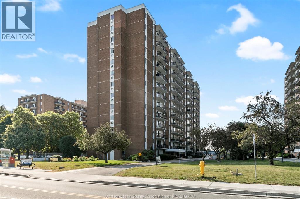 8591 Riverside Dr. E. UnitNo. 802, Windsor