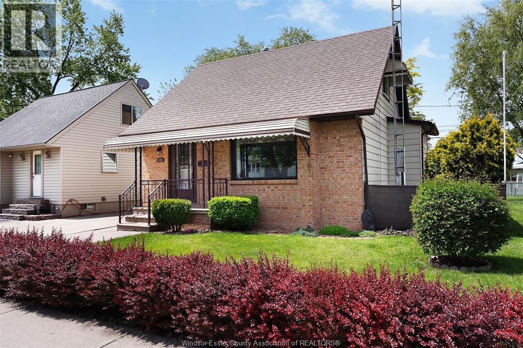 1383 TOURANGEAU, Windsor