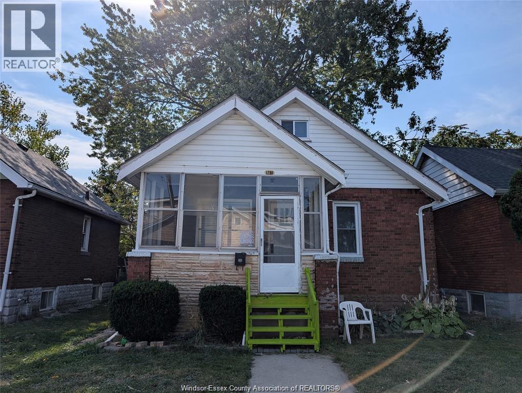 1781 ROONEY STREET, Windsor