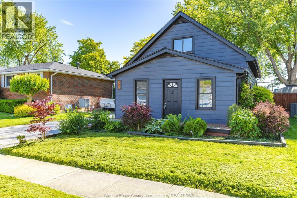 622 LABUTE STREET, Tecumseh