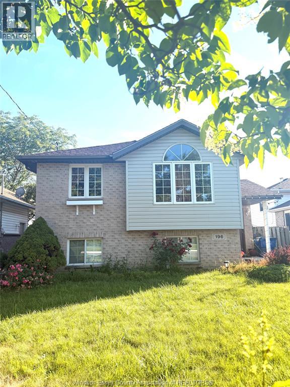 196 WOODS STREET, Chatham