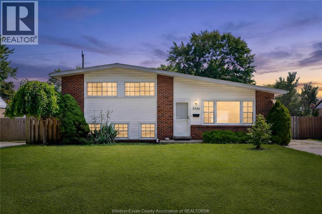 3436 Glenwood Drive AVENUE, Windsor