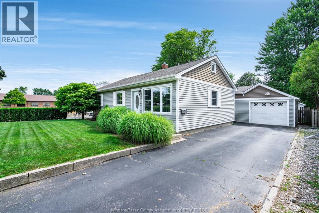 4 Sherman, Leamington
