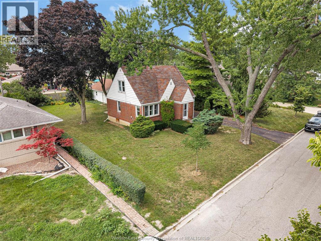 2533 PRINCESS, Windsor