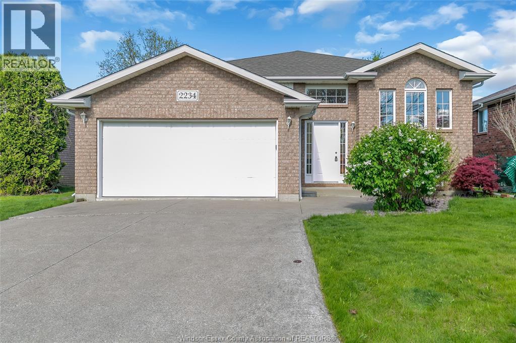 2234 RANDOLPH AVENUE, Windsor