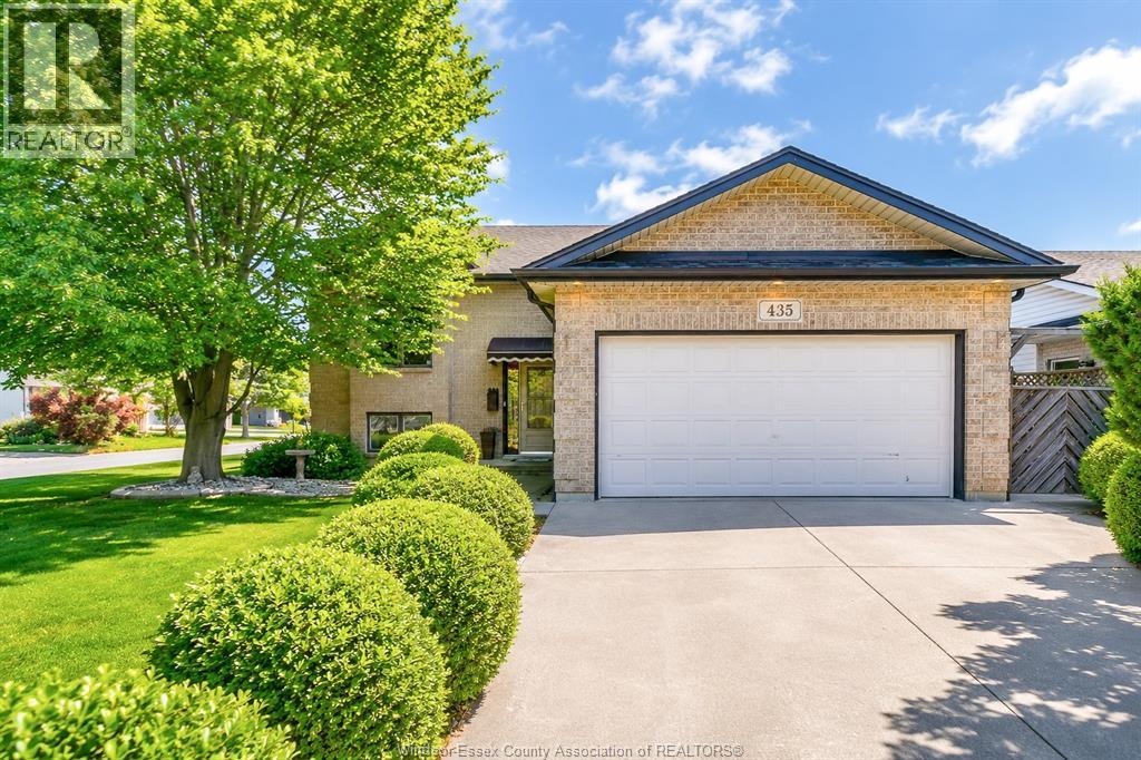 435 THORN RIDGE CRESCENT, Amherstburg