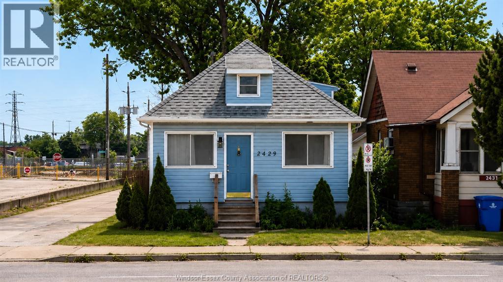 2429 HOWARD AVENUE, Windsor