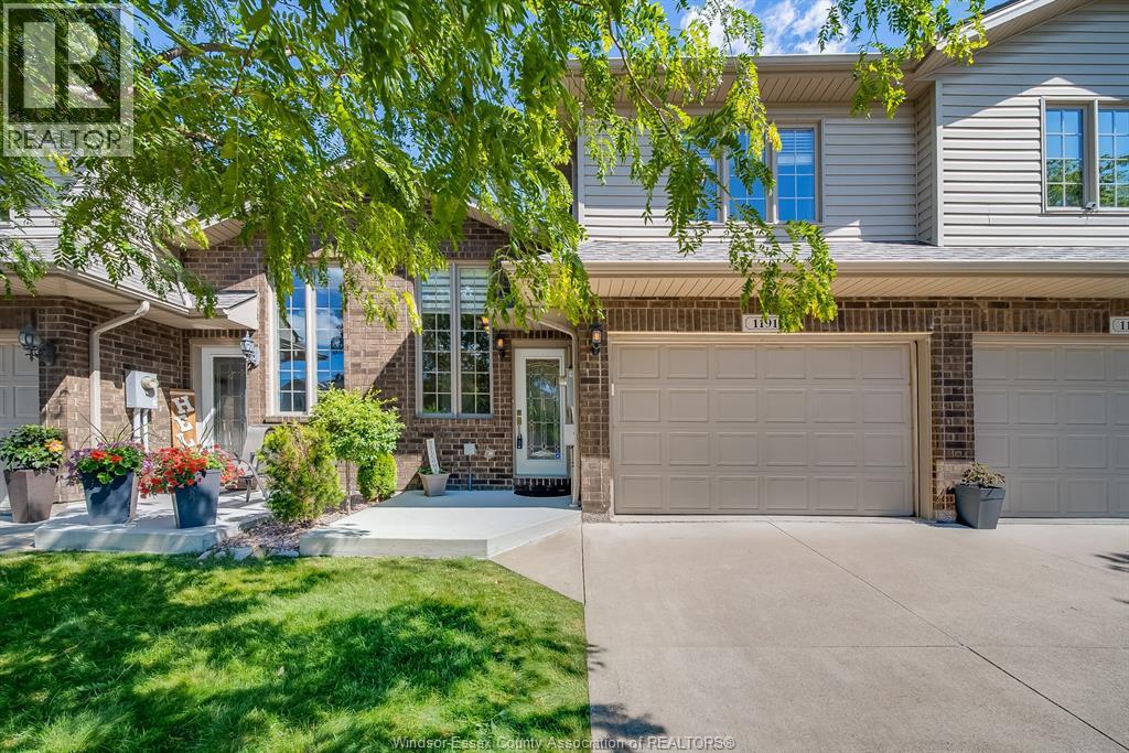 11916 BOULDER CRESCENT, Windsor