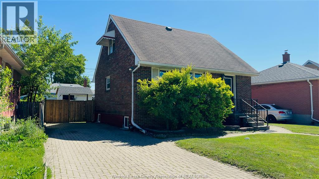 3519 TECUMSEH ROAD West, Windsor