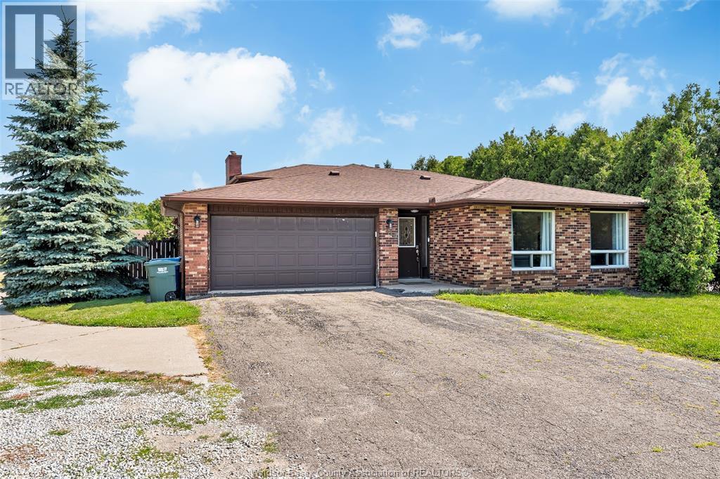 1114 COUNTY RD 22, Lakeshore