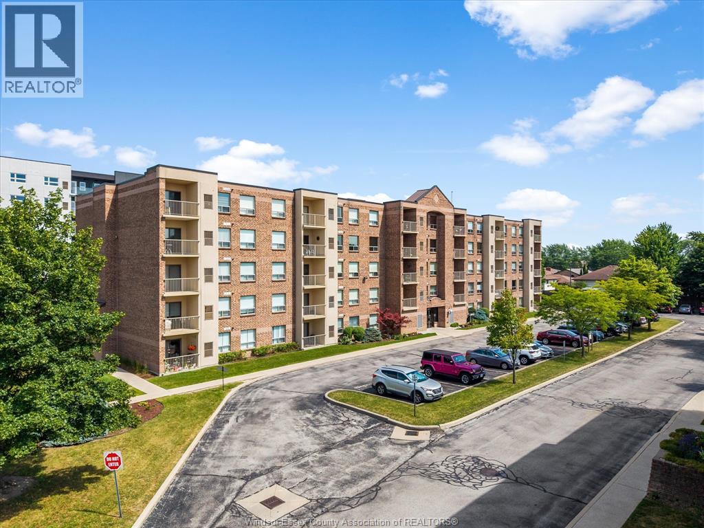 8335 Wyandotte STREET East UnitNo. 507, Windsor