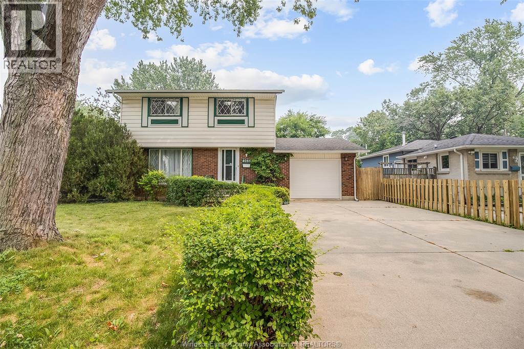4065 WHITNEY, Windsor