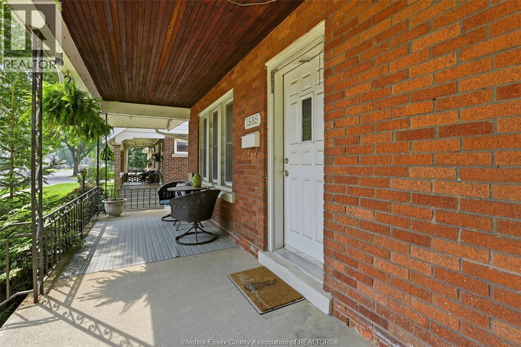 1585 PILLETTE, Windsor