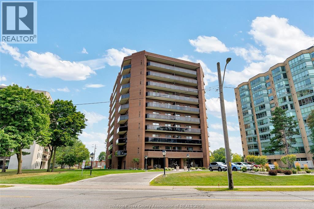 3663 Riverside DRIVE East UnitNo. 207, Windsor