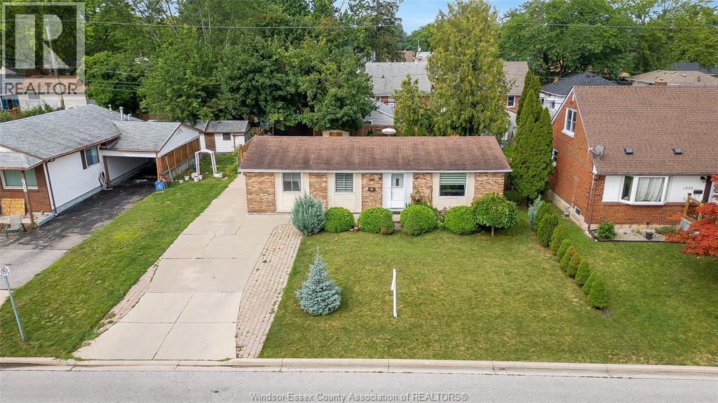 1045 REEDMERE ROAD, Windsor