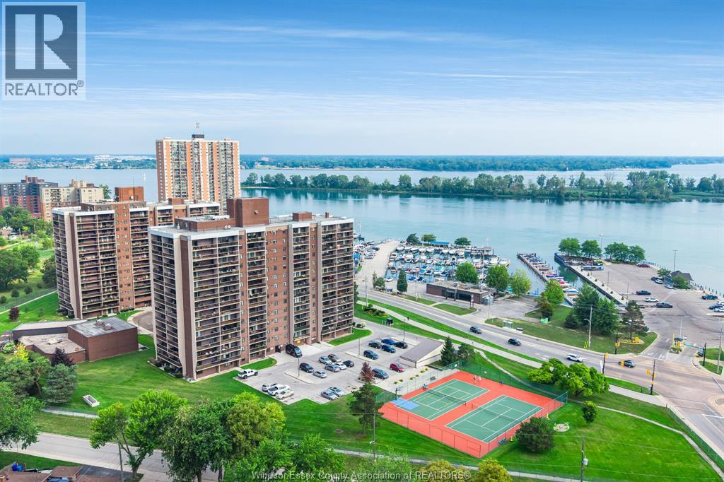 9099 Riverside DRIVE East UnitNo. 319E, Windsor
