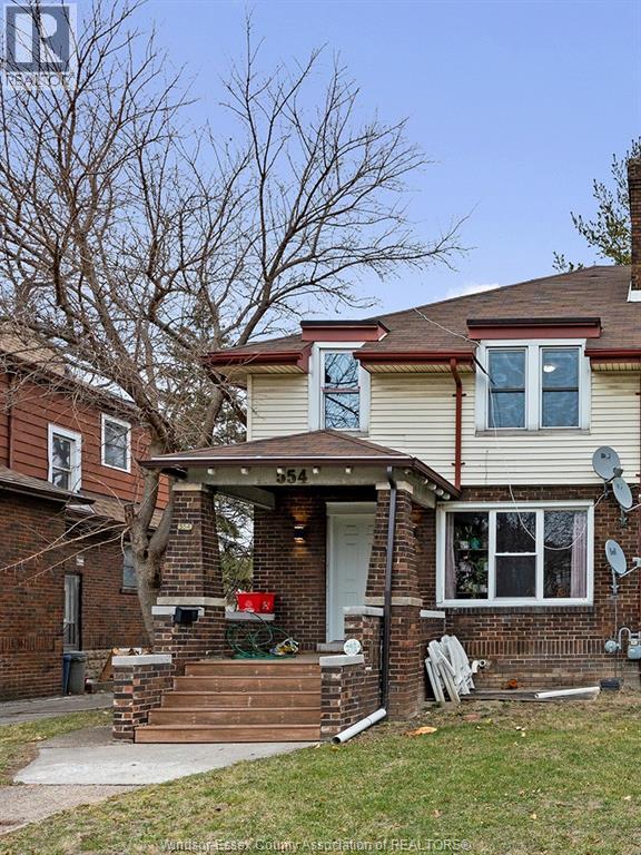 554 ASKIN AVENUE, Windsor