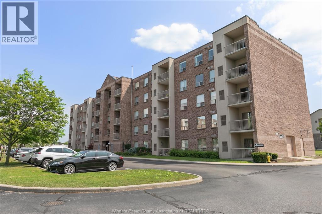 8335 WYANDOTTE STREET East UnitNo. 108, Windsor