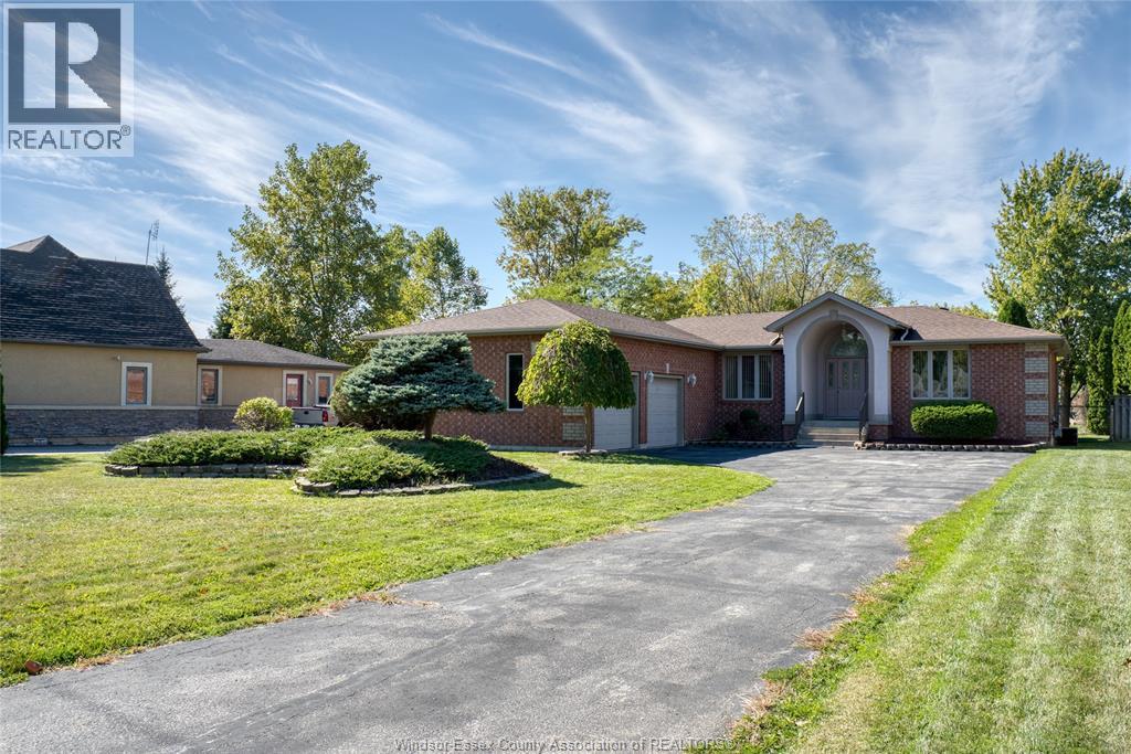 267 EAST PUCE, Lakeshore