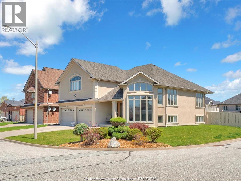144 MECONI COURT, Lakeshore