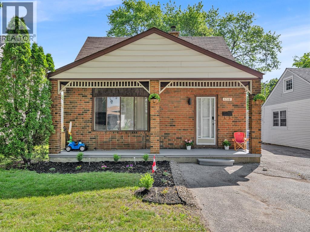 1218 California AVENUE, Windsor