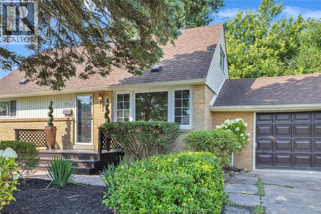 3711 DANDURAND, Windsor