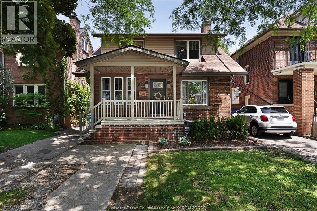 2268 Dougall AVENUE, Windsor