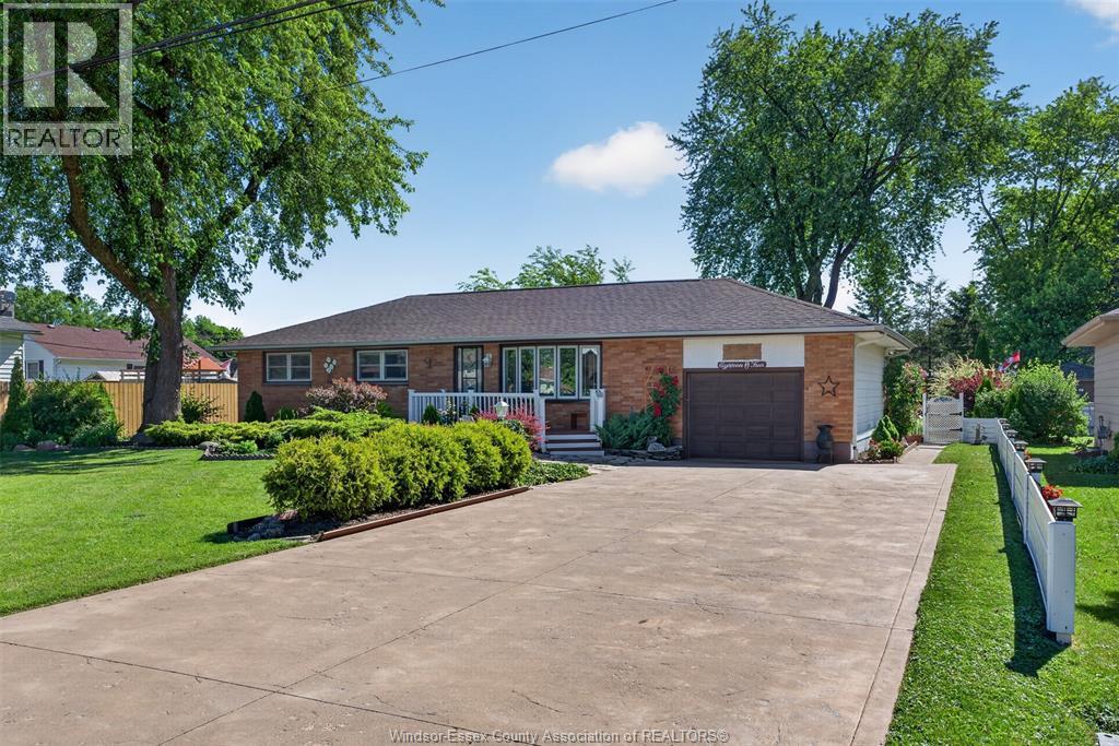 1804 St. Anne STREET, Tecumseh