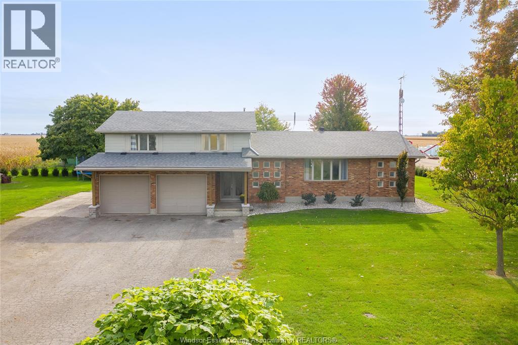 7744 SAINT-PHILIPPE LINE, Grande Pointe