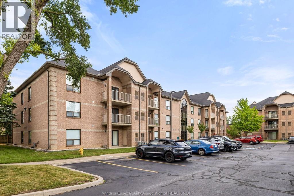 401 GRAND MARAIS West UnitNo. 202, Windsor