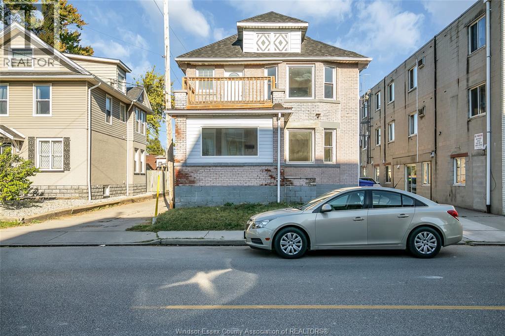 280 CAMPBELL AVENUE, Windsor
