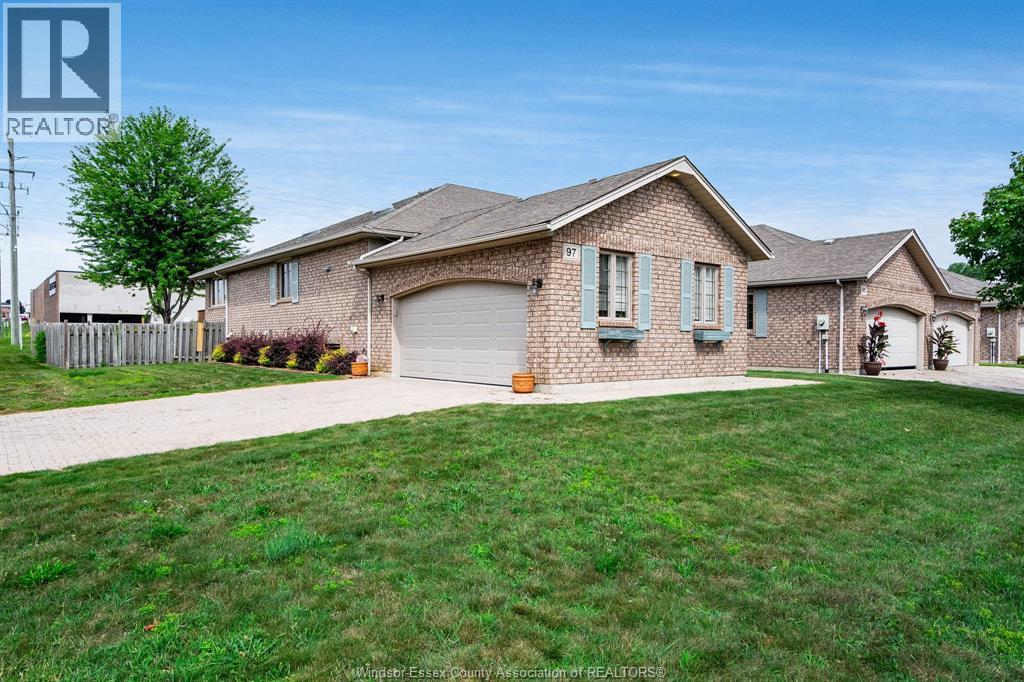97 Theresa TRAIL, Leamington