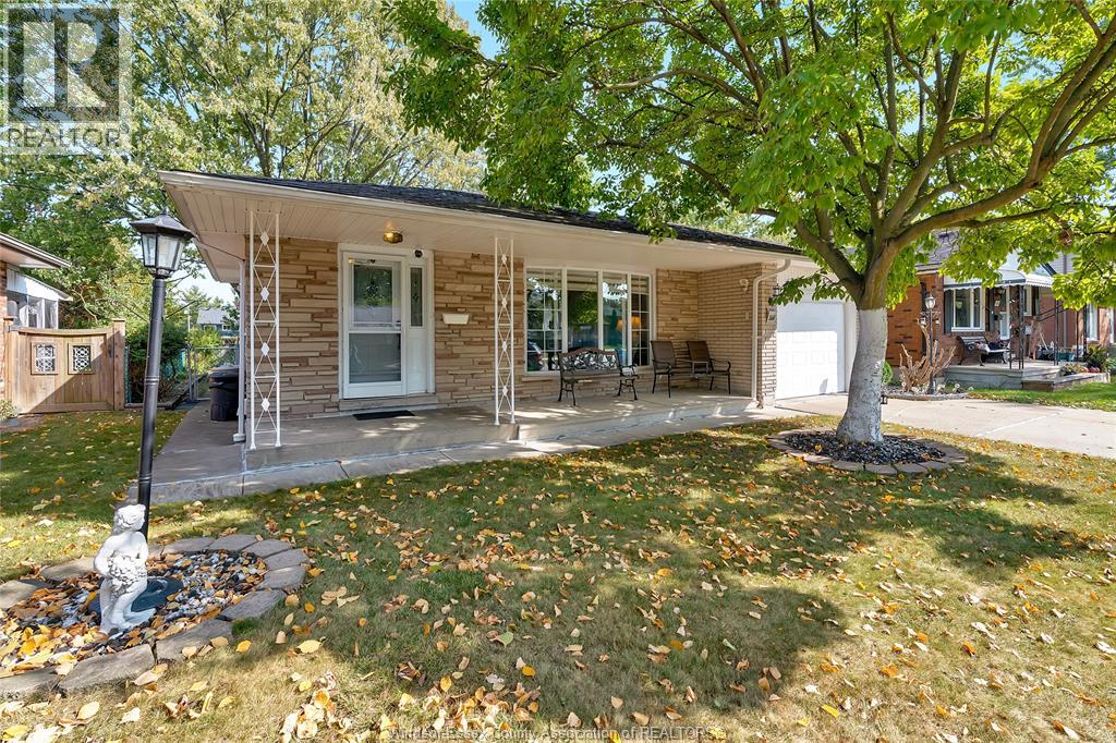 2664 RIVARD AVENUE, Windsor