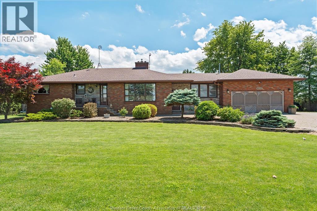 9601 COUNTY RD 18, Amherstburg