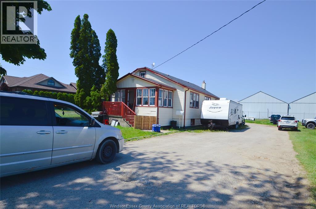 325 Talbot Street W, Leamington