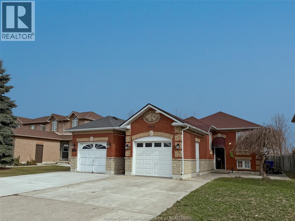 986 LEMONWOOD CRESCENT, Windsor