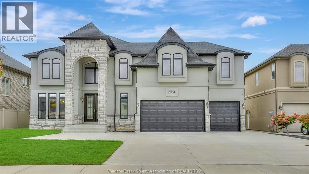 3934 LASALLE WOODS BOULEVARD, LaSalle