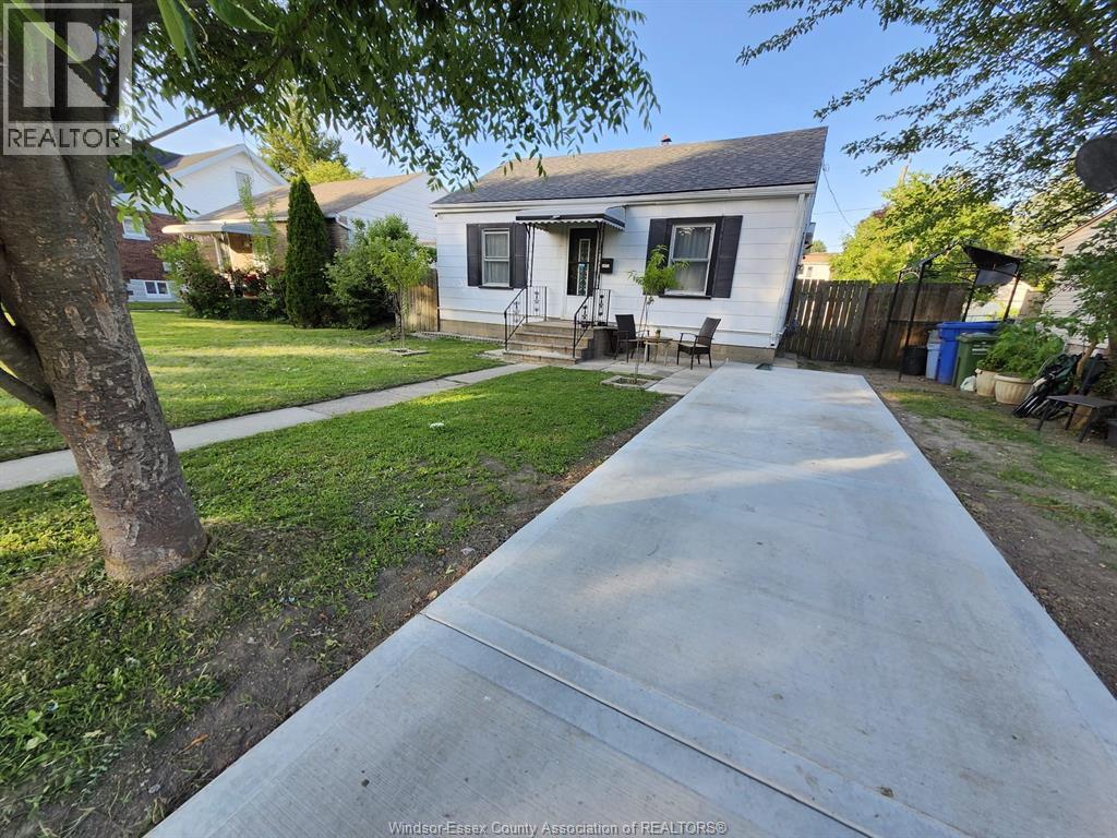1456 ELSMERE, Windsor