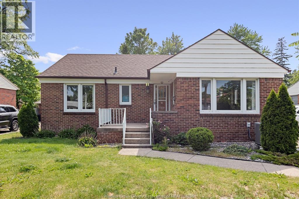 3455 DOUGALL, Windsor
