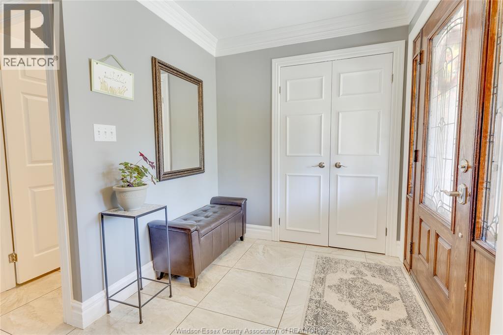 503 REGENT, St. Clair Beach