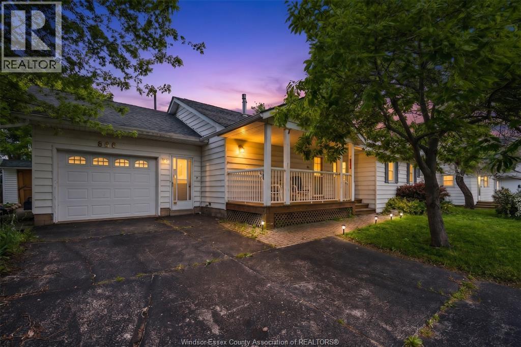 866 POINT PELEE DRIVE, Leamington